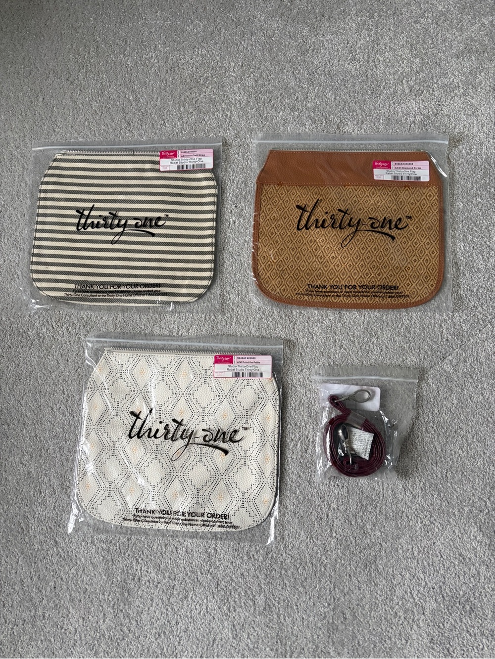 🔥🆕🔥 Thirty-One Studio Thirty•One Bundle - 3 Interchangeable Flaps & Strap